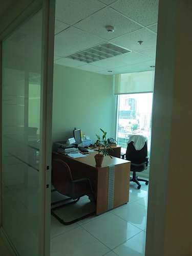 Ocean Business Plaza. 186mts 3est amoblada $2500.00 - Imagen 12