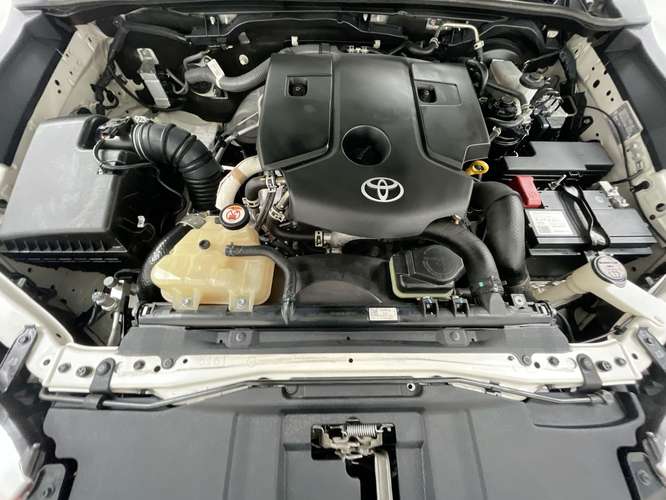 TOYOTA HILUX - 2024 - PPHX - Automarket - Imagen 3