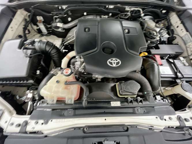TOYOTA HILUX - 2024 - PPHX - Automarket - Imagen 3