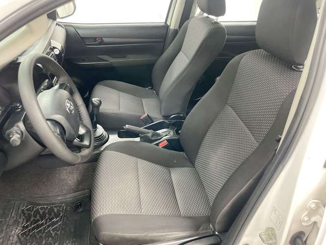 TOYOTA HILUX - 2024 - PPHX - Automarket - Imagen 5