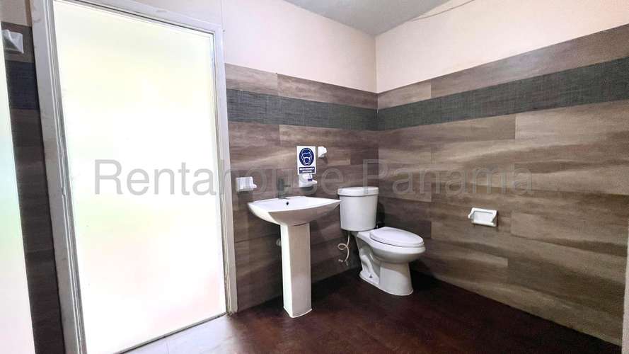Alquiler de Casa con Amplio Jardin en Clayton 27*3163Mfk - Imagen 16