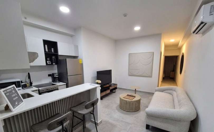 Apartamento en Via España I amoblado | 1 Rec | Con balcón a estrenar - Imagen 3