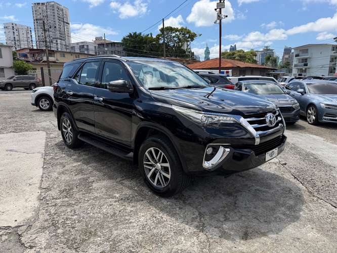 Toyota Fortuner 2020 - Imagen 2