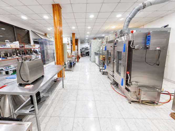 Venta de Edificio y Local Comercial en San Francisco, 836 m² de construcción - Imagen 6