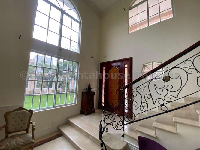 Venta de Casa en Altos de Panama, Panamá 24JSS2733