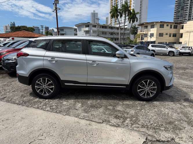 Geely Azkarrah 2023 - Imagen 4