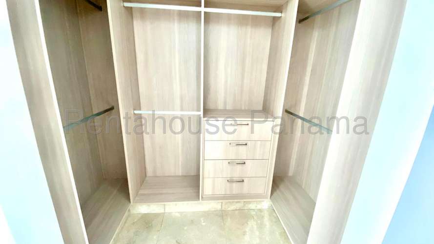 J3236GRR Alquiler de Apartamento en Bellavista  - Imagen 16