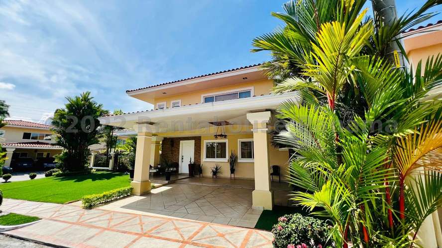 Venta de Casa en Brisas del Golf, Panamá 26JSS3120