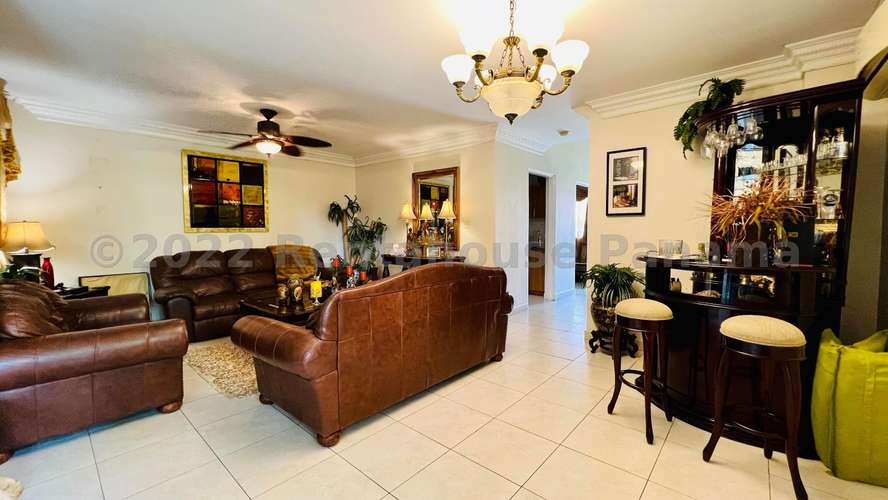 Venta de Casa en Brisas del Golf, Panamá 26JSS3120
