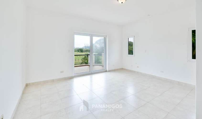 Villa en venta en Tucán Country Club - Panamá
