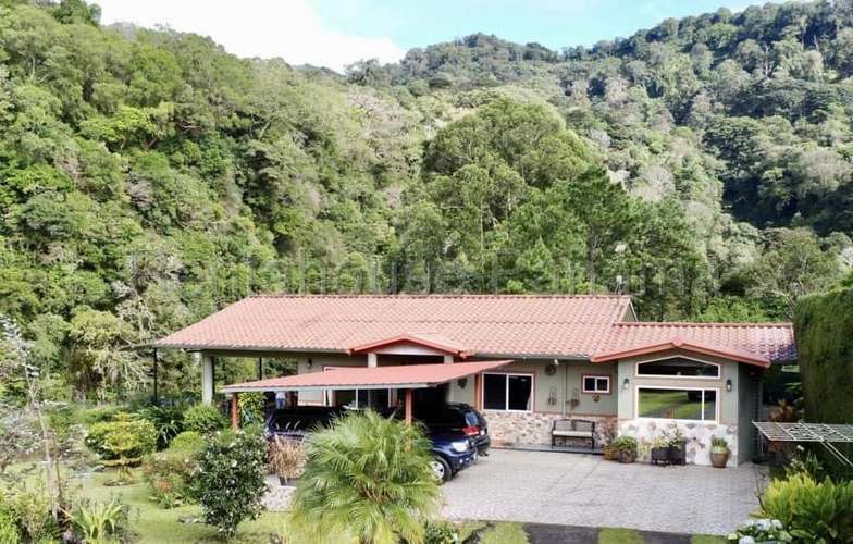 J3215GRR Venta de Casa en Paso Ancho 