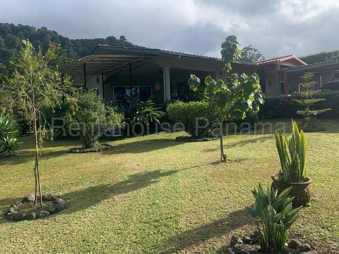 J3215GRR Venta de Casa en Paso Ancho 