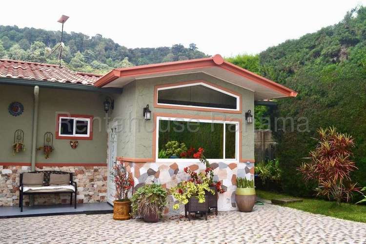 J3215GRR Venta de Casa en Paso Ancho 