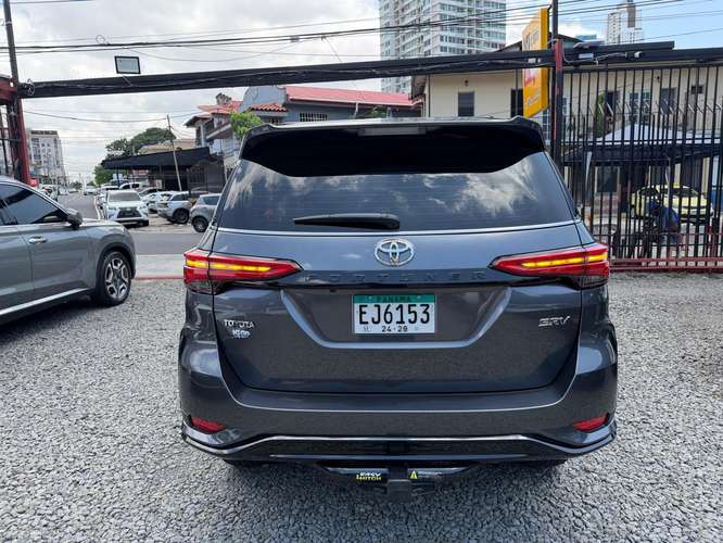 Toyota Fortuner 2024 - Imagen 4