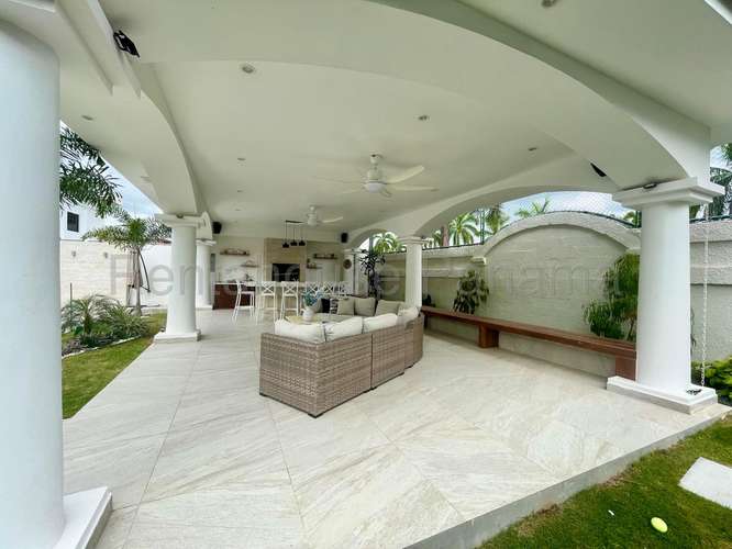 Alquiler de Casa en Costa del Este con acabados de lujo 27*3240Mfk