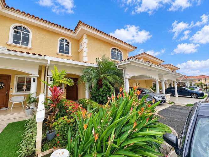 VENTA DE CASA PALMERAS DEL ESTE COSTA DEL ESTE