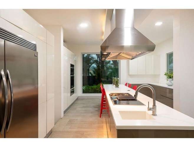 VENTA CASA AMUEBLADA NEGOCIABLE ALTOS DEL GOLF BIANCO LOFT 782M2 4REC 4BAÑOS 3 PARKING JP - Imagen 4