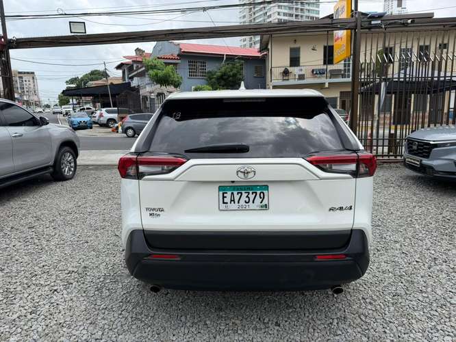 Toyota RAV4 2021 - Imagen 6
