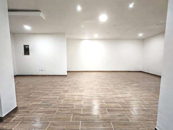 ALQUILER DE LOCAL DE 76M² EN PAITILLA, PLAZA BAL HARBOUR