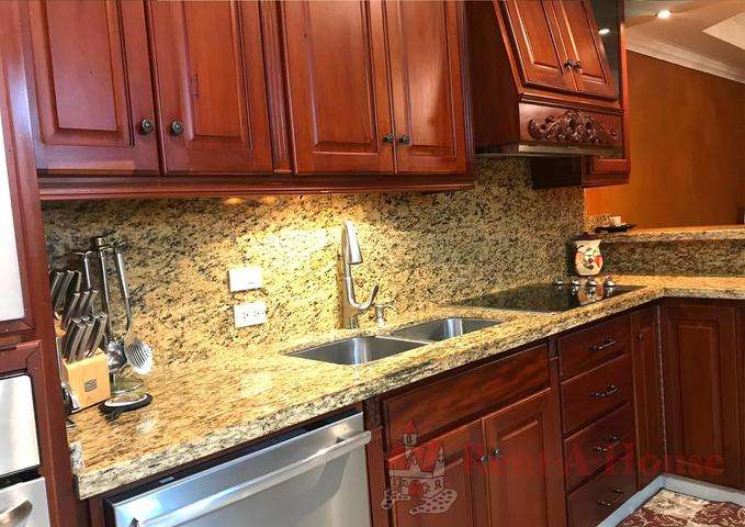 Alquiler de casa amoblada en Paraiso ELP26-8722
