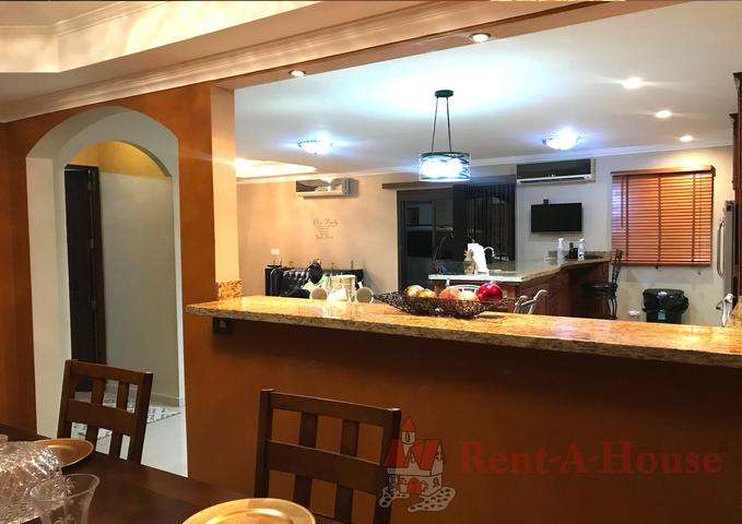 Alquiler de casa amoblada en Paraiso ELP26-8722