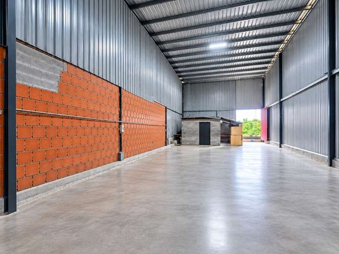 WAREHOUSE IN TOCUMEN | 410 M² | STRATEGIC LOCATION