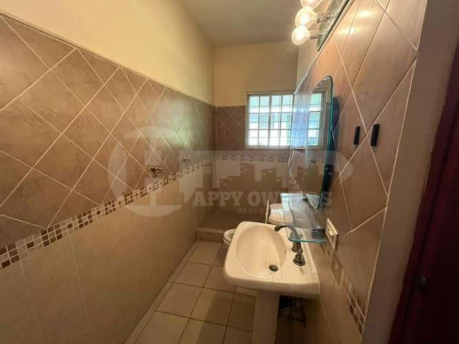 Venta de casa de 2 niveles en Diablo, Ancón. MY - Imagen 13