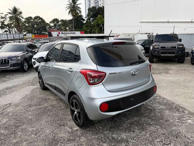 Hyundai Accent 2020 - Imagen 6