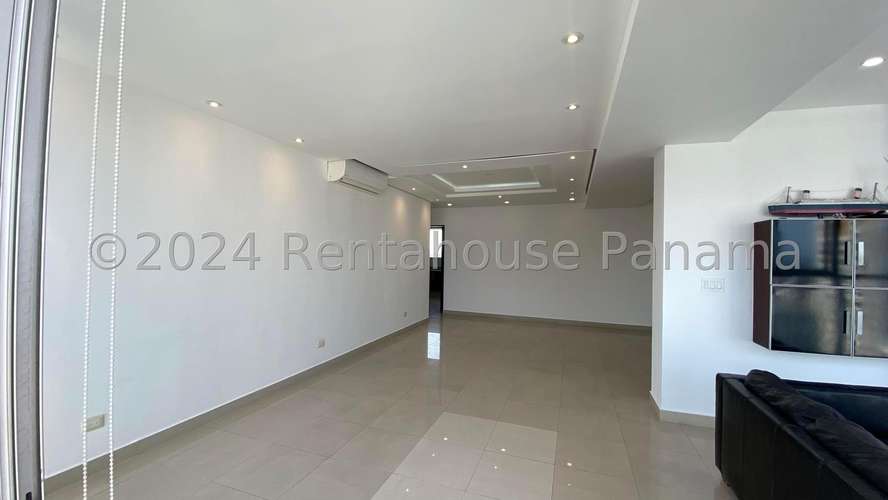 Elegante y Comodo Apartamento en Venta en San Francisco 27*2619Mfk - Imagen 3