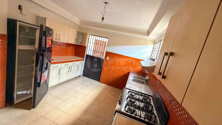 Venta de casa en Chanis. MY