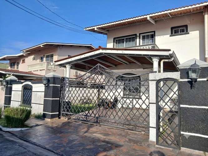 Alquiler de casa en Villa Lucre. MY