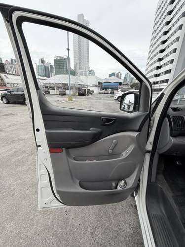 VENTA DE PANEL HYUNDAI H1