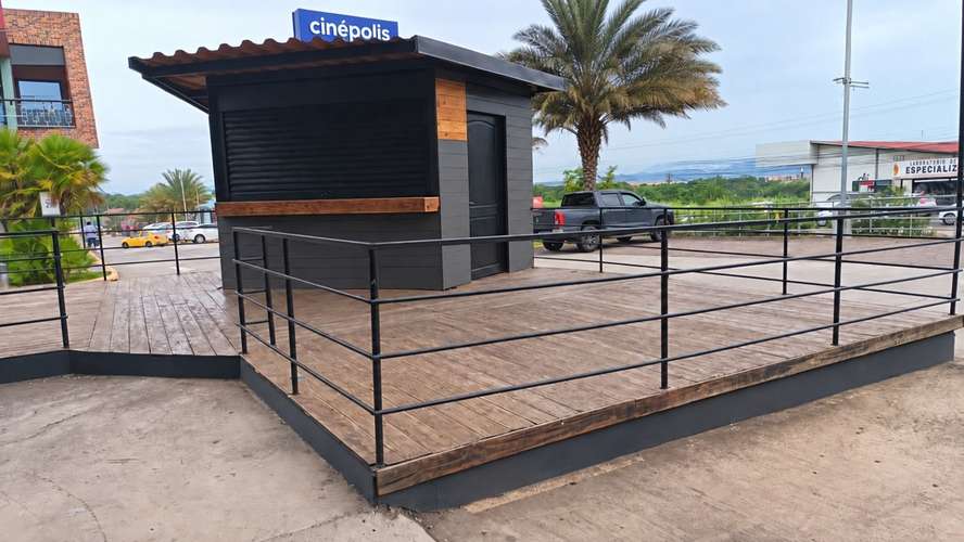 ALQUILER DE TERRAZA EN ANCLAS MALL LA CHORRERA