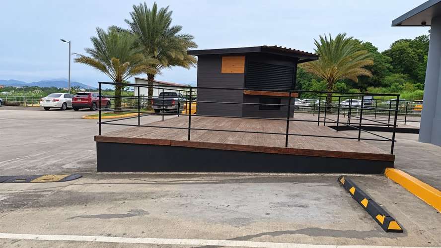 ALQUILER DE TERRAZA EN ANCLAS MALL LA CHORRERA - Imagen 2