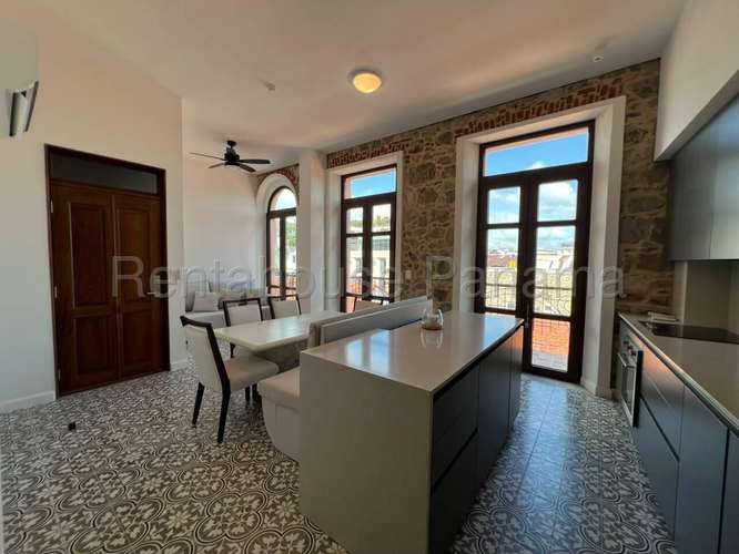 Apartamento en Venta en Casco Antiguo – 2 Rec, 2 Baños, 96m² - Imagen 11