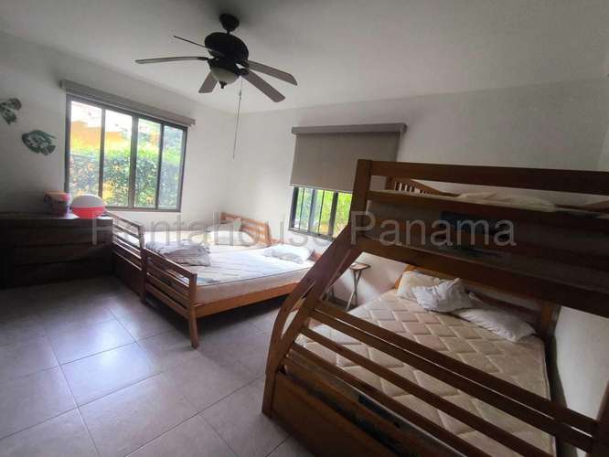 Casa en Venta en Punta Chame – 3 Rec, 2 Baños, 618m²