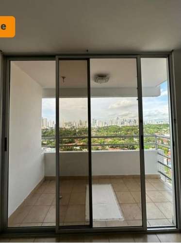 VENTA DE APARTAMENTO EN PH PARQUE LEFEVRE SKY