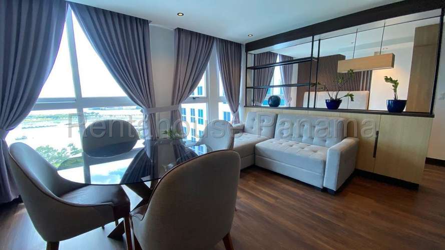 Alquiler de Apartamento en Avenida Balboa