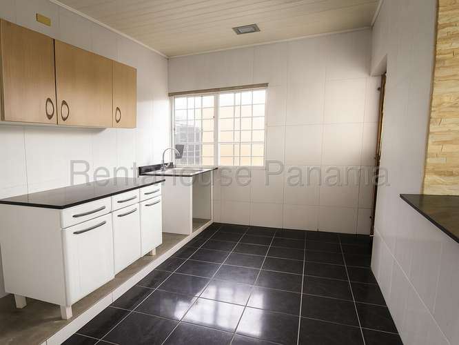 Terreno en Venta en Parque Lefevre – 537m² - Imagen 11