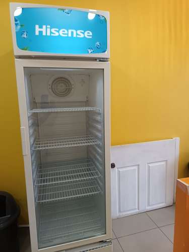 Nevera Vitrina Refrigerador 12 pies cúbicos HISENSE