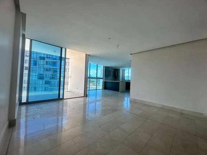 VENTA DE AMPLIO APARTAMENTO EN VITA TOWER, COCO DEL MAR