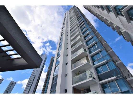 VENTA DE AMPLIO APARTAMENTO EN VITA TOWER, COCO DEL MAR