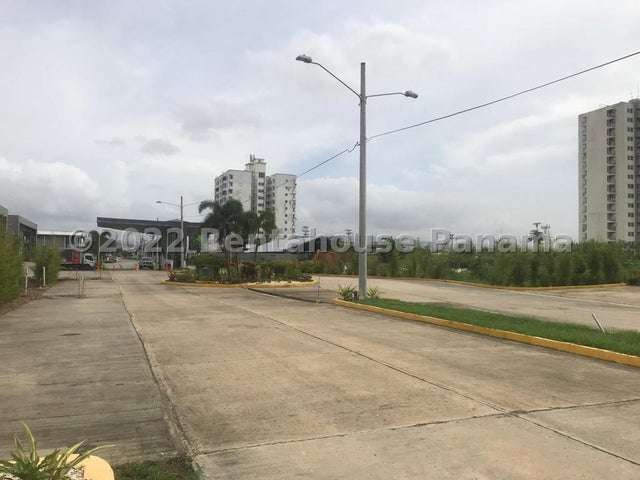 ALQUILER DE AMPLIAS GALERAS A ESTRENAR, UBICADAS EN JUAN DÍAZ 27-7912/GMB - Imagen 10