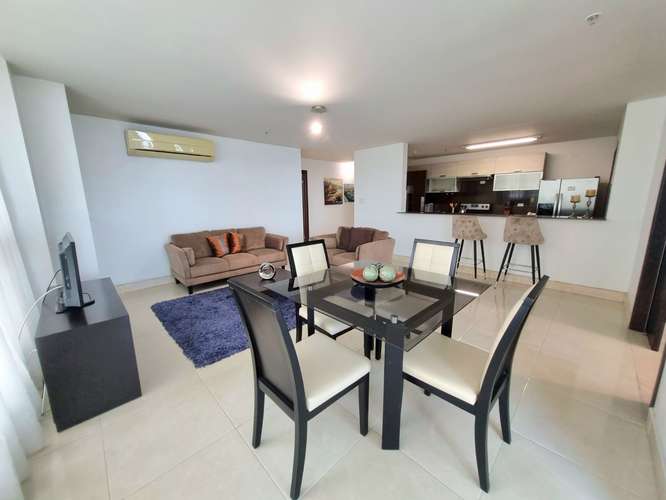 2 Habitaciones · 125 m² y Balcón · Villa del Mar · Avenida Balboa - Imagen 2