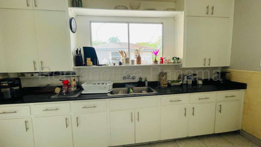 Casa en Venta en Albrook KC