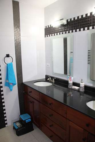 Melissa Foster Luxury alquila amplia casa en Clayton con jardín y patio por $2,750 mensuales MFR2209 - Imagen 11