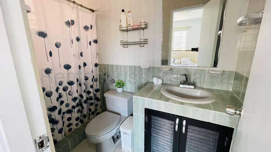 Casa en Venta en Altos del Bosque KC