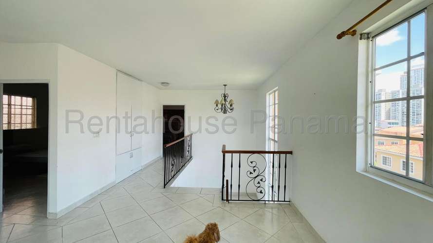 Casa en Venta en Altos del Bosque KC