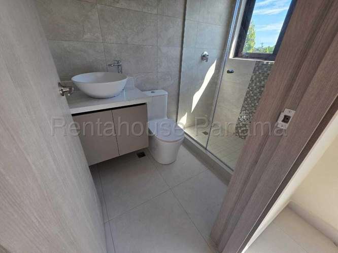 Casa en Venta en Costa Sur KC
