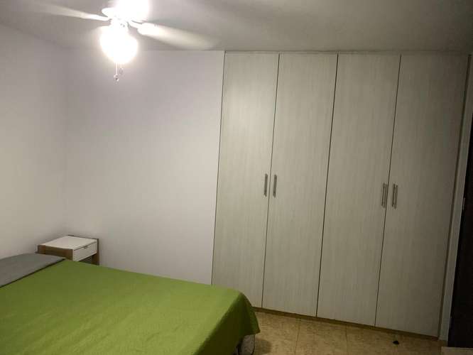 ALQUILO, $900,APARTAMENTO AMOBLADO DE 100 M², 2 RECÁMARAS, BALCÓN Y PISCINA – CERCA DEL METRO - Imagen 4